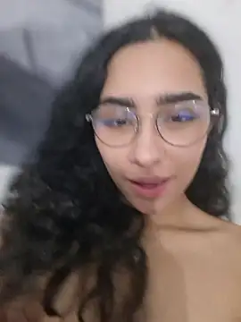 scarlett25   online show from 5, 4, 2026