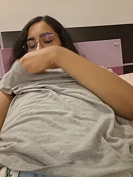 scarlett25   online show from 17, 4, 2026