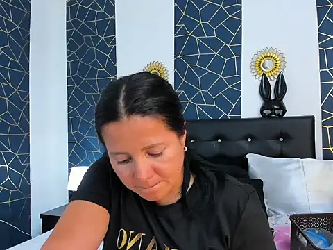 KikyNaughty online show from 17, 2, 2026