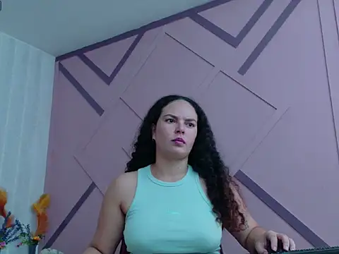 ZamanthaJhones online show from 3, 3, 2026