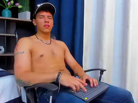 Tobias Vega online show from 15, 2, 2026