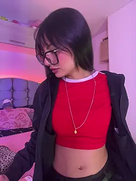  Lucycherry online show from 25, 2, 2026