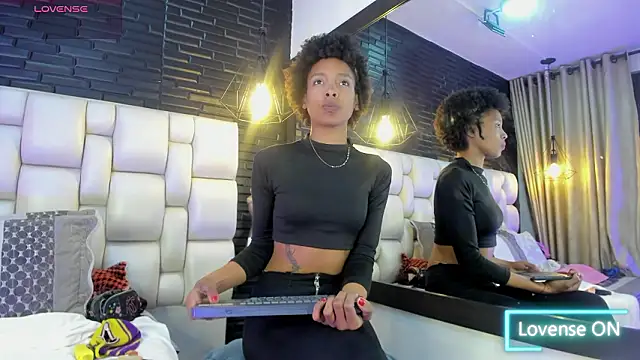 Afrodita Greenn online show from 20, 2, 2026