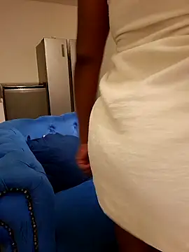 Barbieee1301 online show from 20, 2, 2026