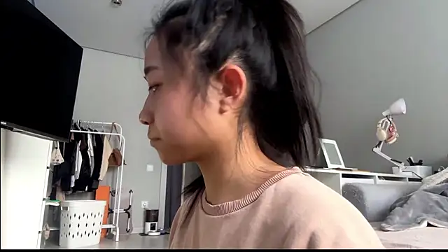 SweetMiaXO online show from 2, 2, 2026