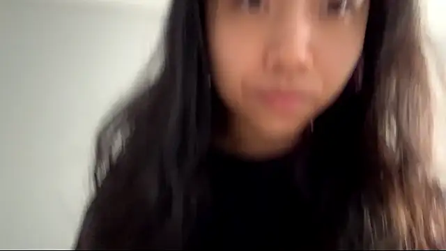 Snapshot of SweetMiaXO chatting on 16, 3, 2026 SweetMiaXO online show from 16, 3, 2026