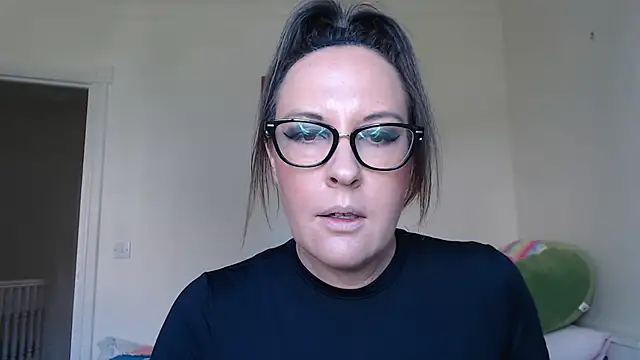 Snapshot of PsychicDominatrix chatting on 25, 6, 2026 PsychicDominatrix online show from 25, 6, 2026