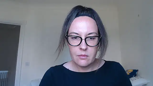 Snapshot of PsychicDominatrix chatting on 9, 7, 2026 PsychicDominatrix online show from 9, 7, 2026