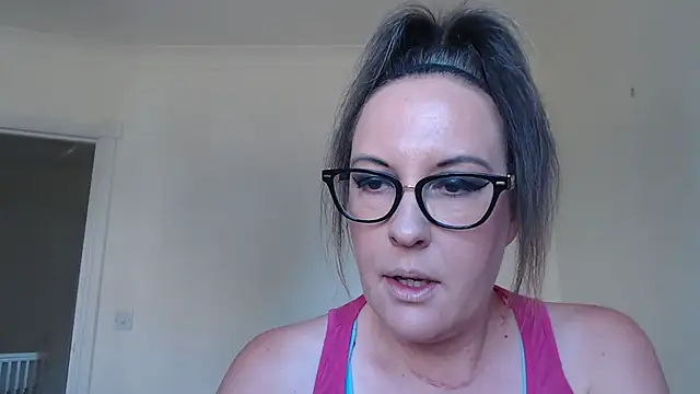 Snapshot of PsychicDominatrix chatting on 24, 7, 2026 PsychicDominatrix online show from 24, 7, 2026