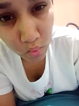 Snapshot of danagon16 chatting on 24, 2, 2026 danagon16 online show from 24, 2, 2026