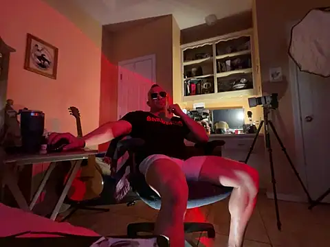 Snapshot of daddydonkey84 chatting on 10, 6, 2026 daddydonkey84 online show from 10, 6, 2026