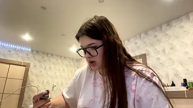 Snapshot of _MaryLove_ chatting on 2, 3, 2026 MaryLove online show from 2, 3, 2026