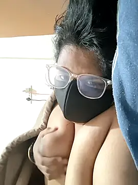 untouched soulgirleee online show from 17, 2, 2026
