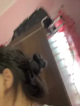 Lyn-be99 online show from 7, 2, 2026