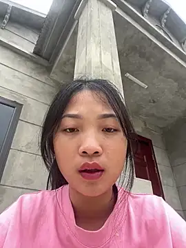 Snapshot of Lyn-be99 chatting on 4, 3, 2026 Lyn-be99 online show from 4, 3, 2026