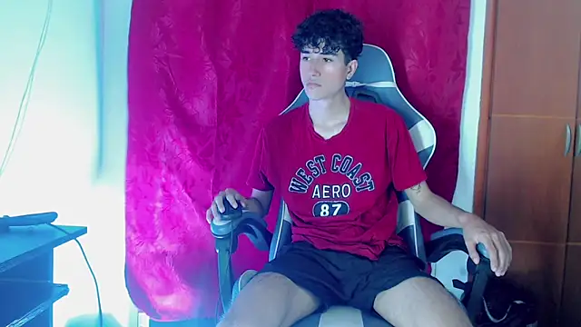 Snapshot of Johnny_cagee_ chatting on 12, 2, 2026 Johnny cagee online show from 12, 2, 2026