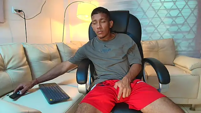 ricky spensar23cm  online show from 8, 4, 2026