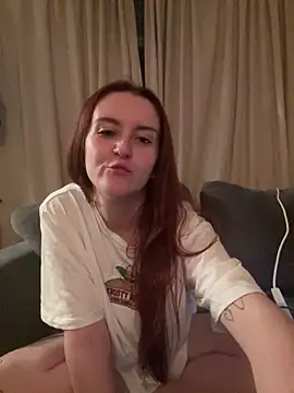 PoppySlut6999 online show from 10, 2, 2026