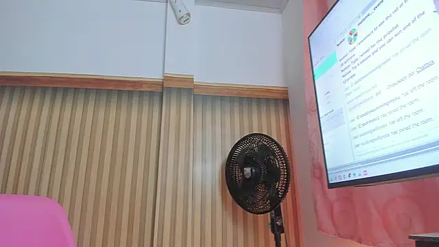 Melanie  Evans online show from 15, 4, 2026