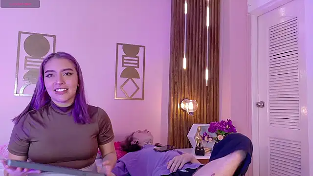 Snapshot of Hanna-Winchester chatting on 5, 2, 2026 Hanna-Winchester online show from 5, 2, 2026