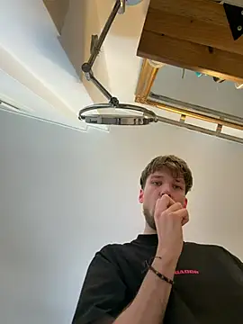 YoungSkinnyBoy20 online show from 15, 2, 2026