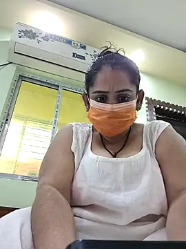 diyam4002 online show from 5, 2, 2026