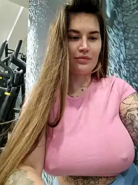 Snapshot of TattooGirlAlia chatting on 25, 12, 2024 TattooGirlAlia online show from 25, 12, 2024