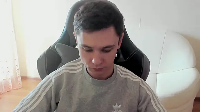 Alexmansuper online show from 6, 4, 2026