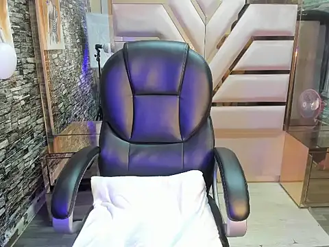 Snapshot of Gerogina_Divaio chatting on 6, 2, 2026 Gerogina Divaio online show from 6, 2, 2026