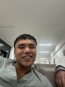 Snapshot of CreamKingg chatting on 9, 2, 2026 CreamKingg online show from 9, 2, 2026