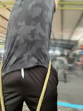 CreamKingg online show from 8, 4, 2026