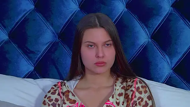 AliceVersal online show from 5, 3, 2026