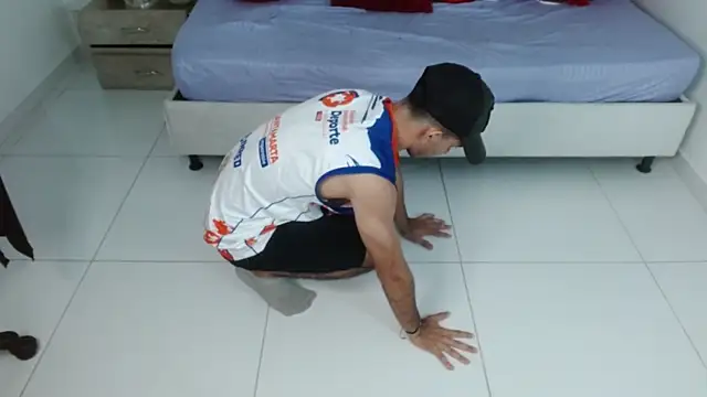 Snapshot of Caius_fox chatting on 24, 2, 2026 Caius fox online show from 24, 2, 2026