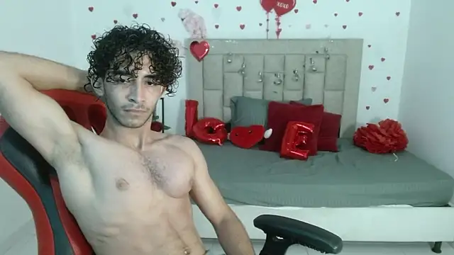 Snapshot of Caius_fox chatting on 1, 3, 2026 Caius fox online show from 1, 3, 2026