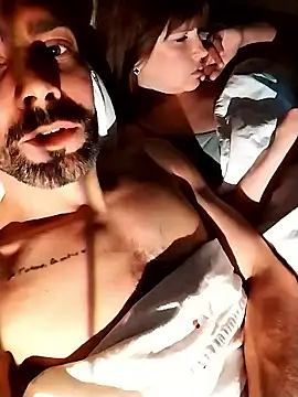 Snapshot of MrMrsLiss chatting on 15, 2, 2026 MrMrsLiss online show from 15, 2, 2026