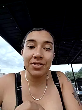 Robin H00t 2 online show from 12, 4, 2026