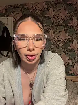 leannabbyy online show from 6, 2, 2026