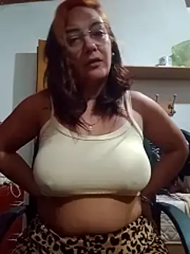 kuramaqueen online show from 16, 4, 2026