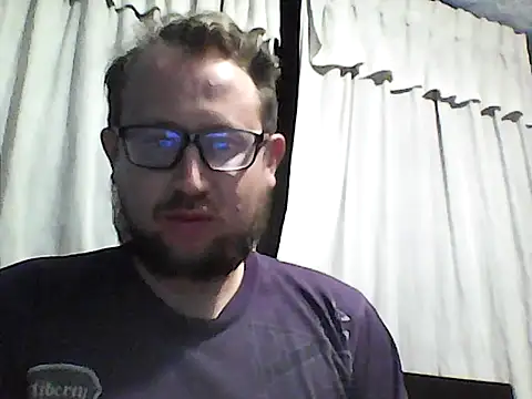 Snapshot of Ecuhot8976 chatting on 7, 5, 2026 Ecuhot8976 online show from 7, 5, 2026
