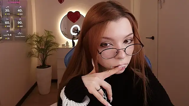 Snapshot of PinkAn8el chatting on 17, 2, 2026 PinkAn8el online show from 17, 2, 2026