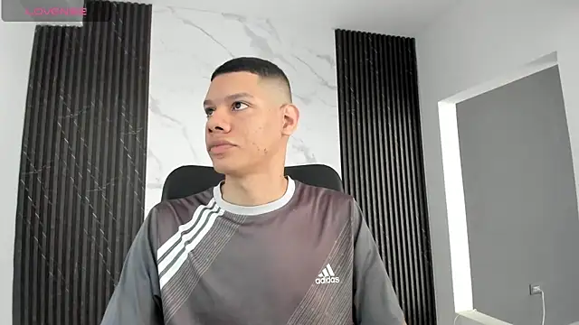 milo cruz  online show from 7, 2, 2026