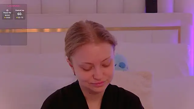 MollyHilton online show from 17, 2, 2026