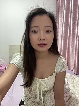 BIGBABYYEYE online show from 9, 4, 2026