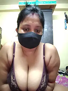 Snapshot of Curvy_Trisha chatting on 18, 6, 2026 Curvy Trisha online show from 18, 6, 2026