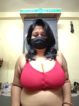 Snapshot of Curvy_Trisha chatting on 19, 6, 2026 Curvy Trisha online show from 19, 6, 2026