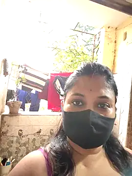 Snapshot of Curvy_Trisha chatting on 27, 6, 2026 Curvy Trisha online show from 27, 6, 2026