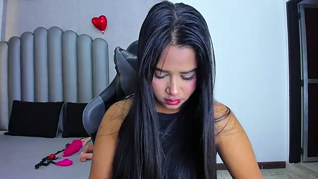 Shirleytaylor- online show from 24, 3, 2026