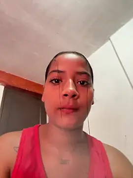 AyshelDoll1 online show from 18, 6, 2026