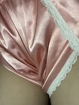 uyensexy online show from 21, 3, 2026