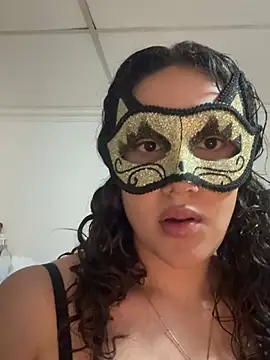 ineesdelreyy online show from 9, 4, 2026